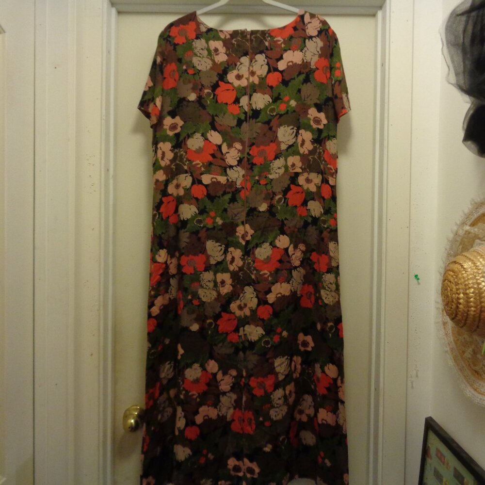 RETRO GIRL CLASSIC GIRL OLIVE & FLORALS HAND MADE MAXI DRESS 10/12